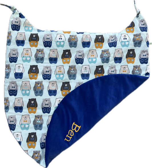 Schlummerdecke mit Zipfeln